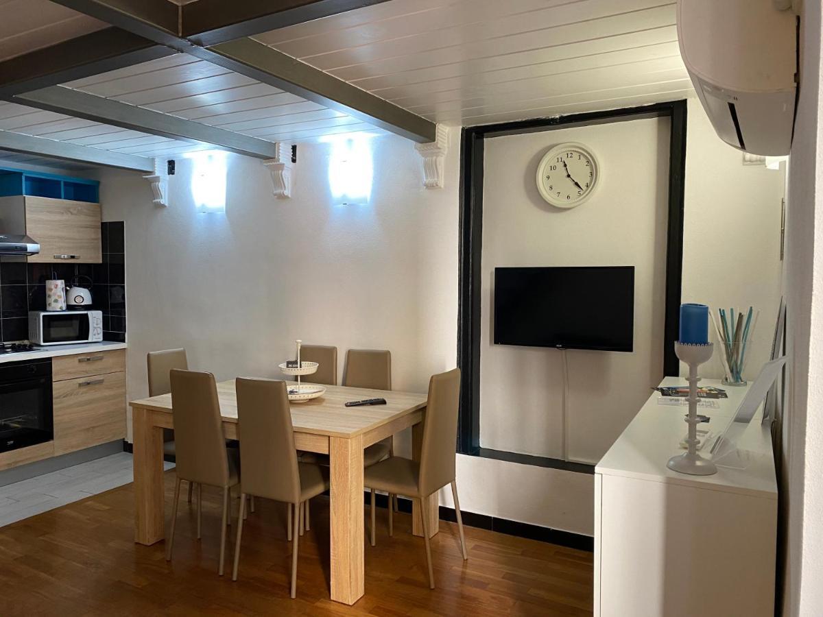 Vacanza Al Ponte Reale Genova Eksteriør billede
