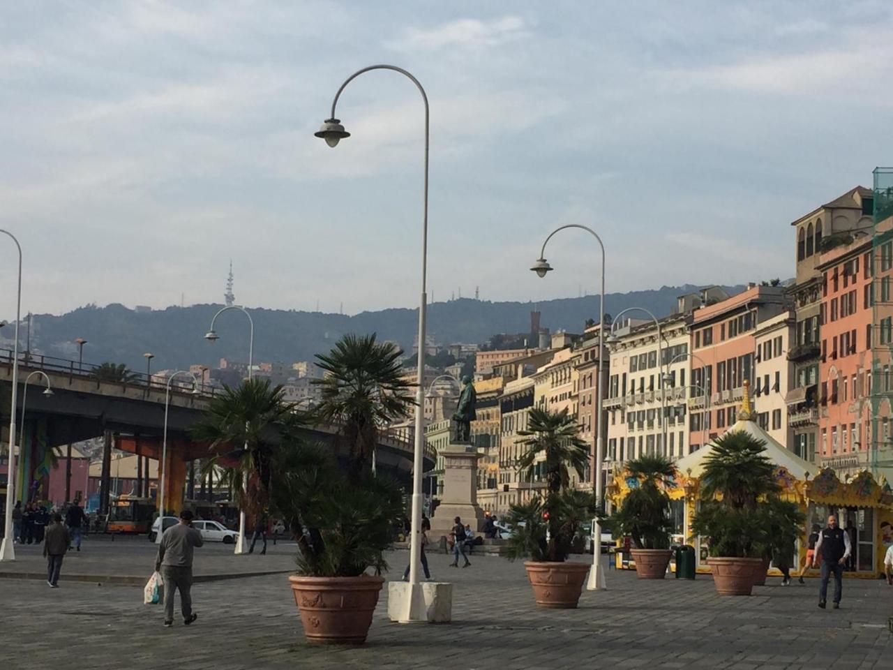 Vacanza Al Ponte Reale Genova Eksteriør billede