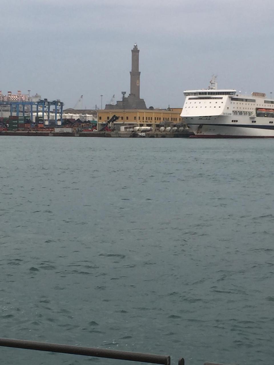 Vacanza Al Ponte Reale Genova Eksteriør billede